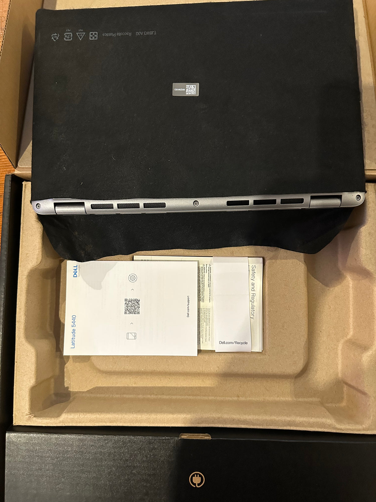 Brand New Dell Latitude 5440 (i5 13th Gen)Intel® Core™ i5-1350P |16GB DDR5 Ram |256GB NVMe SSD | Windows 11 Pro | Microsoft Office 2024 & Teams | 12 Months Warranty [Service Tag: 62G3BY3]