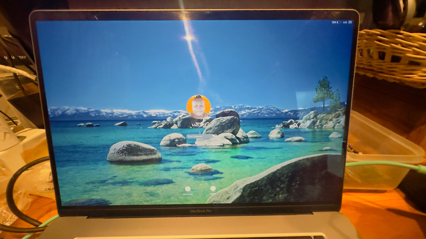 MacBook Pro i9 9th Gen