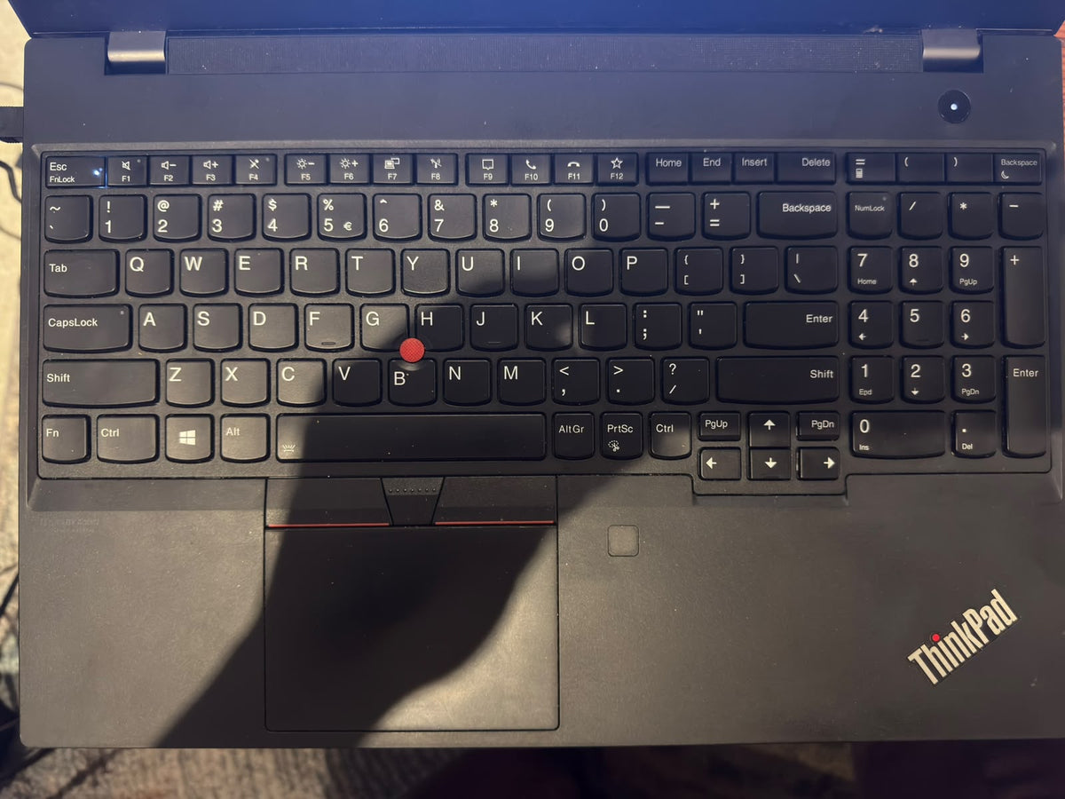 Lenovo Thinkpad P15s Mobile Workstation Gen 2i Intel Core i7-1165G7 @ 1.80GHz | 32GB DDR4 RAM | 256GB SSD | Nvidia Quadro T500 4GB GDDR6  Windows 11 Pro | Microsoft Office 2024 & Teams